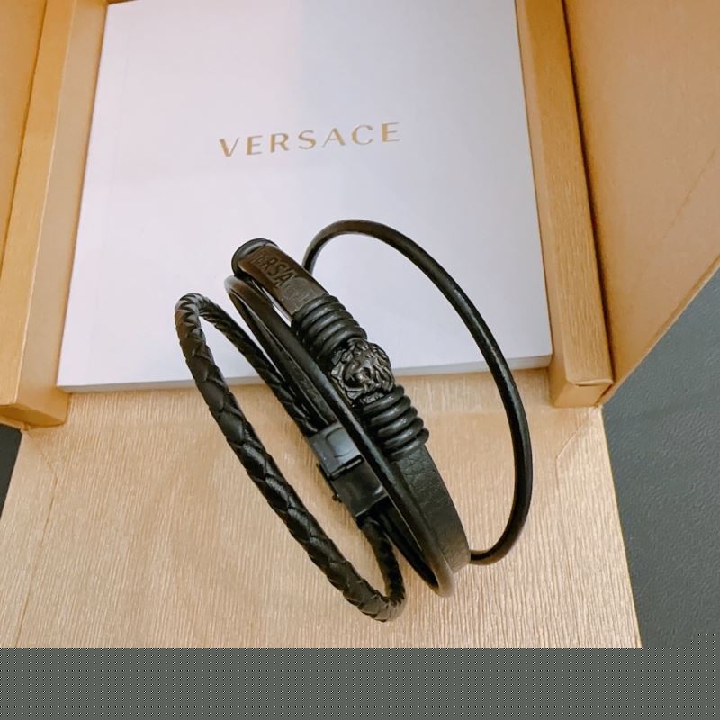 VERSACE